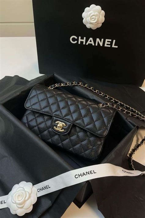 chanel medium flap beige lambskin vintage|caviar vs lambskin chanel.